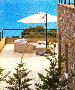Balkón alebo terasa v ubytovaní Golden King Villas