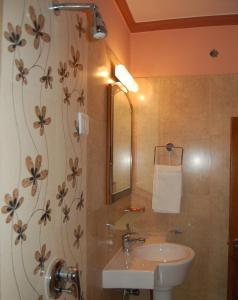 Koupelna v ubytování Hotel Prestige