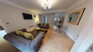 A seating area at Harrogate Lifestyle Luxury Serviced ApartHotel