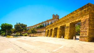 Fotografia z galérie ubytovania Amazing Sea View in Historic Building in Downtown by Wonderful Italy v destinácii Palermo