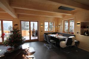 Posedenie v ubytovaní Heidi Chalets Falkert Heidialm - Chalet Almsommer