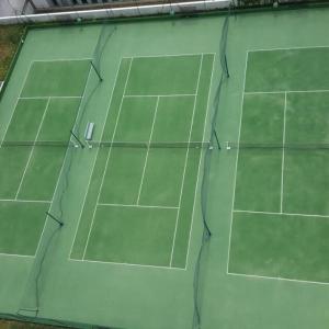 Tennis ja/või seinatennis majutusasutuses Le « 24th » on Blum Square või selle läheduses
