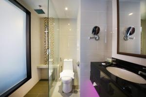 Een badkamer bij AnCasa Hotel Kuala Lumpur by Ancasa Hotels & Resorts