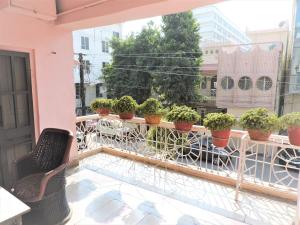 En balkong eller terrasse på Hotel Karni Niwas