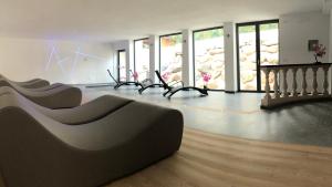 The fitness centre and/or fitness facilities at Liz Hotel & Apartments