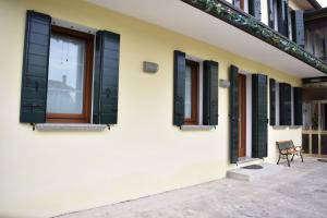 Balkón nebo terasa v ubytování Comfy Apt 2 bedrooms and free parking - Quite area