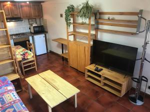 ロッカラーゾにあるResidenza MareaCasaのリビングルーム(薄型テレビ、テーブル付) +19枚の写真