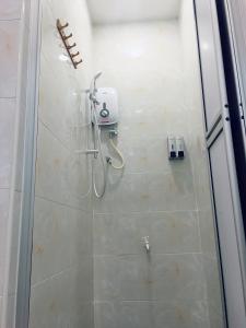 Koupelna v ubytování Carlsun Hotel
