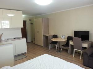TV a/nebo společenská místnost v ubytování Apartment 607 in ORBI PALACE
