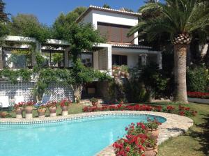 Gallery image of villaquinta in La Herradura