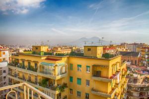 a view of a city with buildings at Happy Rooms in Easy House 2 in Naples