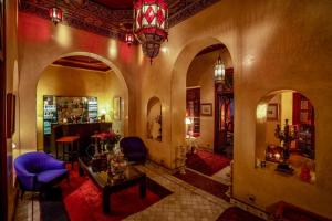 Posezení v ubytování Riad Ayadina & SPA