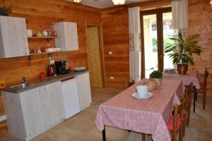 Kuchyň nebo kuchyňský kout v ubytování B&B L'albero e le stelle + 10 fotografií