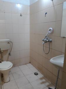 Koupelna v ubytování Ganga Fuji Home