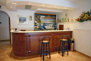 Loungen eller baren på Hotel Villa Luigi