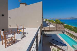 Výhled na bazén z ubytování Villa Seablue by Esteva Emerald Stay nebo okolí