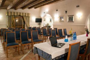TV a/nebo společenská místnost v ubytování Villa Luigi Hotel & Restaurant Nuova gestione