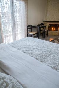 Posteľ alebo postele v izbe v ubytovaní Ydraktis