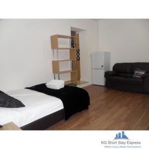 Gallery image of KG Short Stay Express Luxury Apartments in Leicester