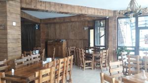 Restaurace v ubytování Chabarukhi