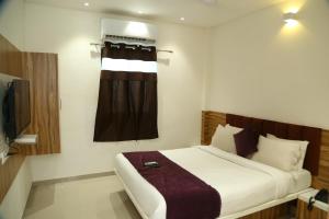 Gallery image of Shree Akshar Restaurant and Hotel in Ahmedabad