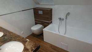 Koupelna v ubytování MiniResort VITA NUOVA