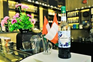 Nápoje v ubytování Al Dyafa Hotel Suites