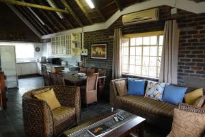 Gallery image of Marloth Park Hippo House in Marloth Park