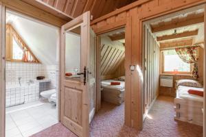 Domek w Roztokach z widokiem na Tatry 욕실
