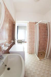Koupelna v ubytování Residence La Serenissima