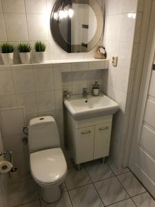 Fotografia z galérie ubytovania Apartament czteroosobowy z tarasem vo Varšave