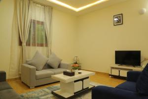 Μια τηλεόραση ή/και κέντρο ψυχαγωγίας στο Hala Onaizah