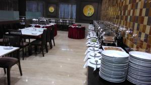 Rathna Residency餐厅或其他用餐的地方