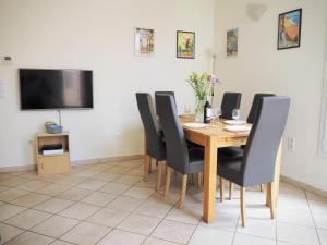 Nice Centre - Apartment with balcony and stunning sea view!