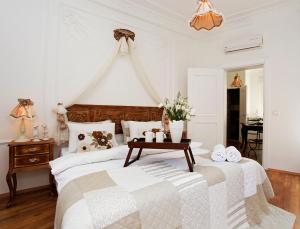 Imagen de la galería de The White Swan Suites Beyoglu, en Estambul