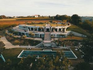 Pohľad z vtáčej perspektívy na ubytovanie Villalfonsina Country House
