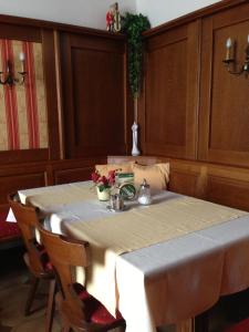 Fotografie z fotogalerie ubytování Gasthof-Pension Weisz-Artner v destinaci Frauenkirchen