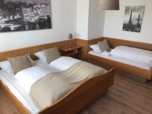 Llit o llits en una habitació de Lindenhof Keulos