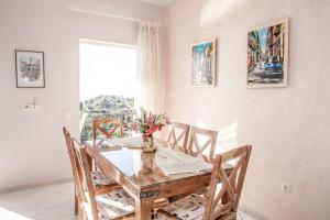 Gallery image of Plagia's Sunset Apartments in Exanthia
