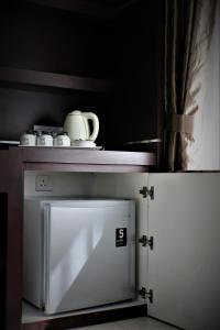 Cucina o angolo cottura di Wave View Hotel