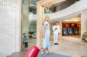 Επισκέπτες που μένουν στο Val Soleil Hotel