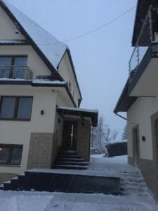 Obiekt Silver Residence zimą