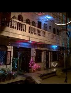 Gallery image of Hotel Raj in Agra