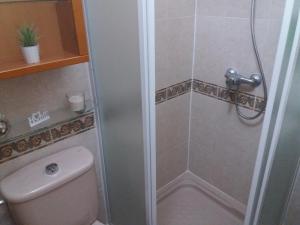 Ένα μπάνιο στο TENERIFE HOLIDAY HOME +26 φωτογραφίες
