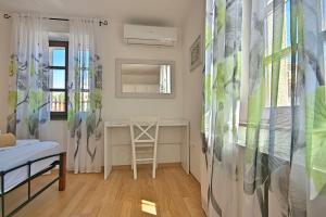 Posteľ alebo postele v izbe v ubytovaní Luxury Stone Villa Zanelli