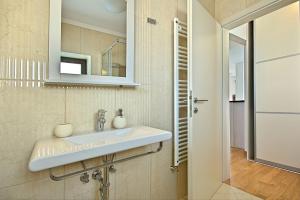Kúpeľňa v ubytovaní Luxury Stone Villa Zanelli