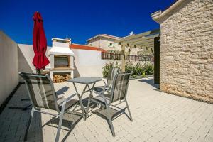 Fotografia z galérie ubytovania Luxury Stone Villa Zanelli v destinácii Ližnjan