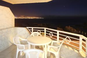 Balkoni atau teres di MR Mar Suites (ex Neruda Mar Suites)