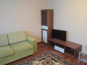 TV a/nebo společenská místnost v ubytování Hostel Fontana