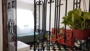 Bazén v ubytování La Casita de Monte nebo v jeho okolí